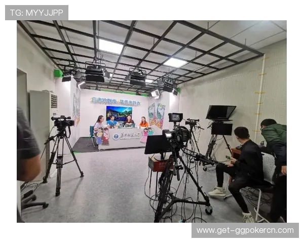 专业主播带你深入了解棋牌娱乐直播的玩法技巧与策略分析 专业主播带你深入了解棋牌娱乐直播的玩法技巧与策略分析